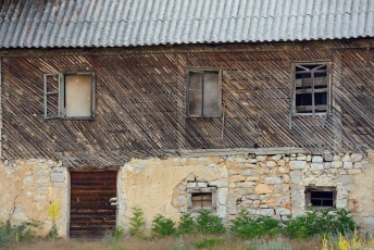Napuštena kuća, Park prirode Velebit